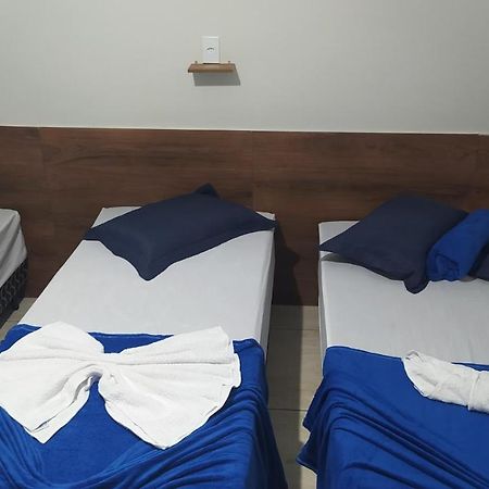 Pousada Quarto Com Frigobar,Ar E Garagem Gratuita Hotel Aparecida  Eksteriør billede